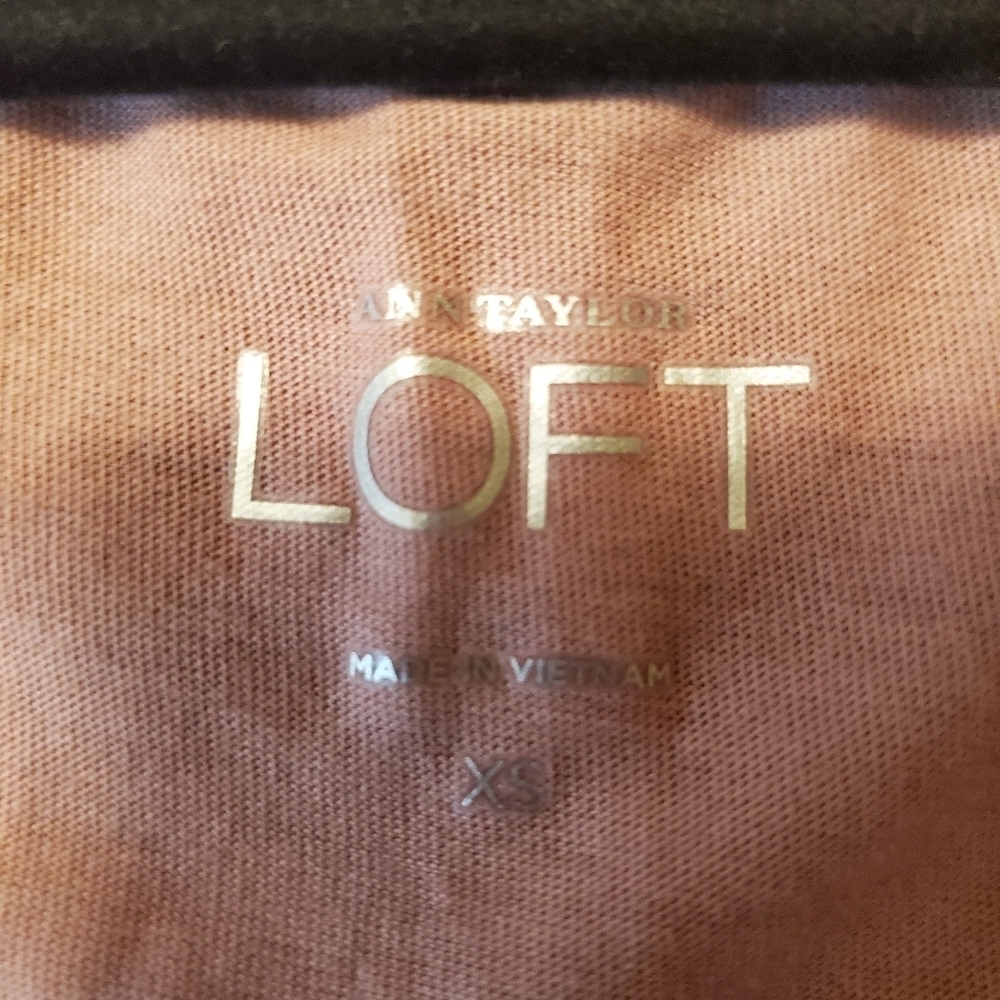 Ann Taylor Loft Women's Soft Ruffled Tank Top - Picture 7 of 7